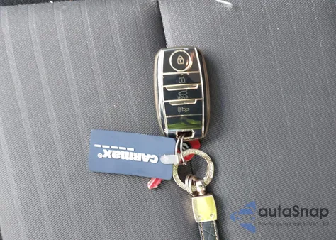 2017 Kia Forte S from USA, damaged, VIN 3KPFL4A70HE131162